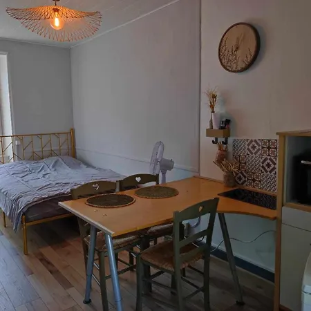 Le Nid Douillet Champetre Linge Fourni Apartment *